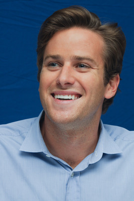 Armie Hammer Poster G680220