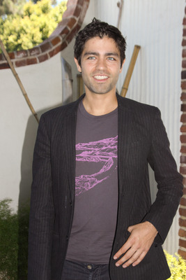 Adrian Grenier Mouse Pad G680940
