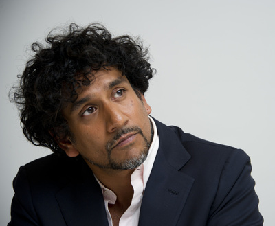Naveen Andrews puzzle G682029