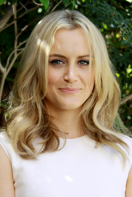 Taylor Schilling Stickers G682538