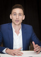 Tom Hiddleston t-shirt #1129042