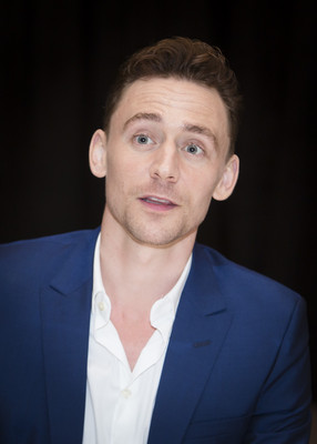 Tom Hiddleston magic mug #G683351