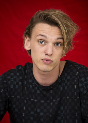 Jamie Campbell Bower Poster G685187