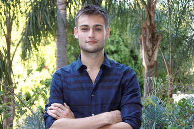 Douglas Booth Stickers G685222
