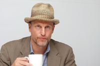Woody Harrelson Mouse Pad G686726