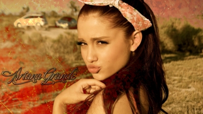 Ariana Grande Poster G687553