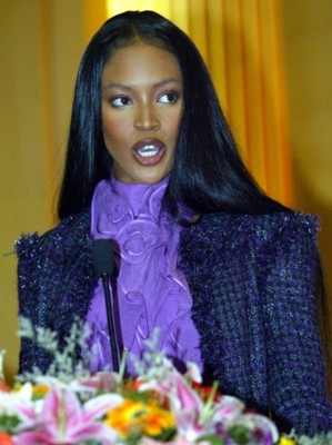 Naomi Campbell puzzle G68958