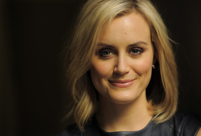 Taylor Schilling Poster G691310