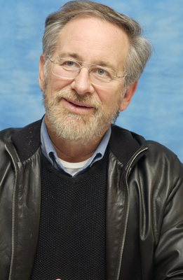 Steven Spielberg Poster G701379