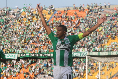 Macnelly Torres poster
