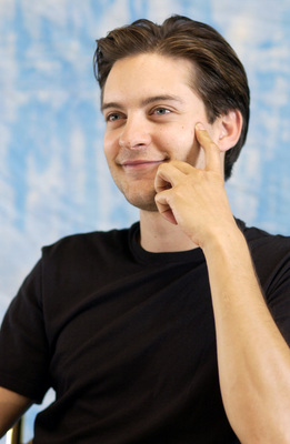 Tobey Maguire Stickers G703754