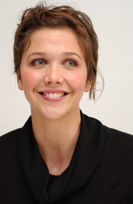 Maggie Gyllenhaal Mouse Pad G704486