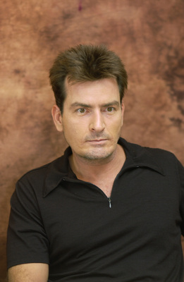 Charlie Sheen puzzle G705761