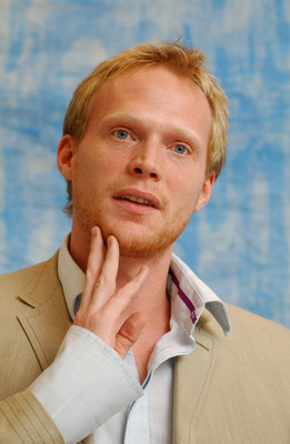 Paul Bettany Poster G705812