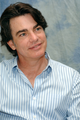 Peter Gallagher Poster G708342