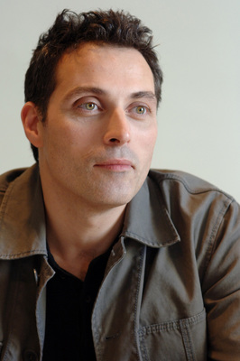 Rufus Sewell Stickers G710700