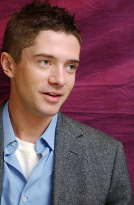 Topher Grace Poster G711168