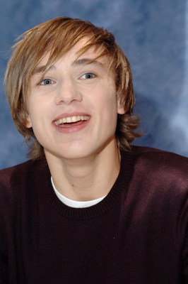 William Moseley Poster G711749