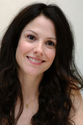 Mary Louise Parker Poster G713191