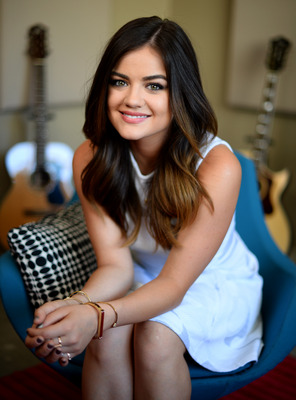 Lucy Hale Stickers G714883