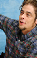 Benicio del Toro Longsleeve T-shirt #1169992