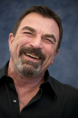 Tom Selleck puzzle G718628