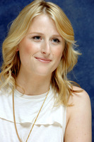 Mamie Gummer Mouse Pad G718978