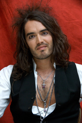 Russell Brand Poster G719093