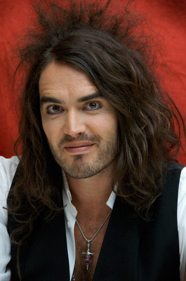 Russell Brand Poster G719095