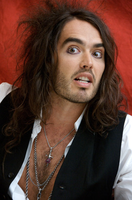 Russell Brand Poster G719097