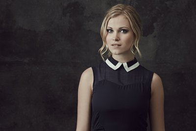 Eliza Taylor poster with hanger