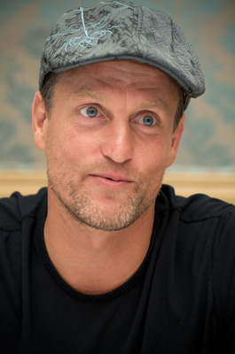 Woody Harrelson puzzle G721739