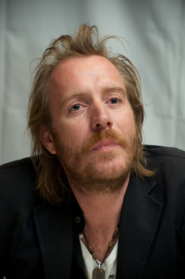 Rhys Ifans Poster G723553