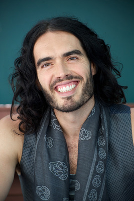 Russell Brand Stickers G724524