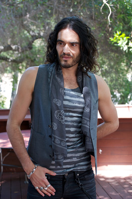 Russell Brand Poster G724527