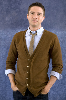 Topher Grace Poster G725025