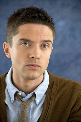 Topher Grace Poster G725029
