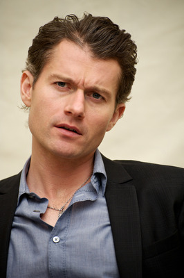 James Badge Dale Stickers G729097