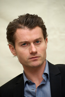 James Badge Dale Stickers G729099