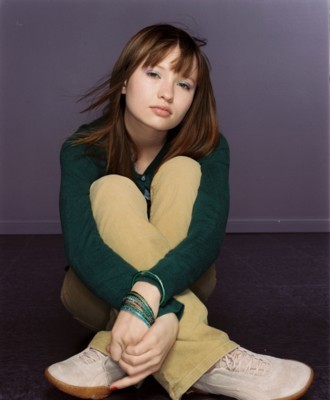 Emily Browning Poster G73189