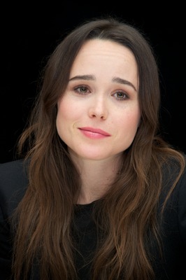 Ellen Page Poster G732022