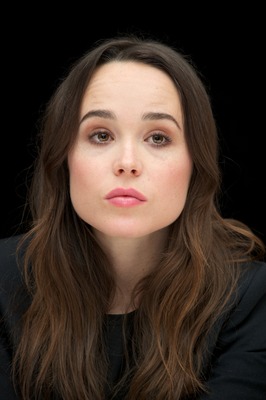 Ellen Page Poster G732030