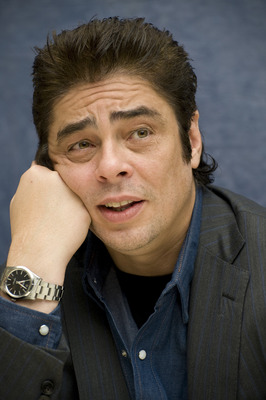 Benicio Del Toro Poster G733833