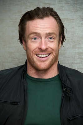 Toby Stephens Stickers G734124