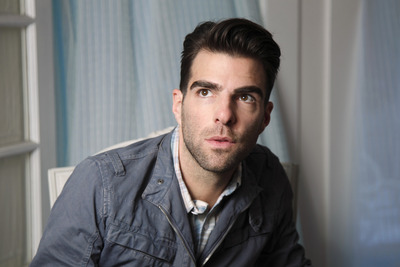 Zachary Quinto Poster G735809