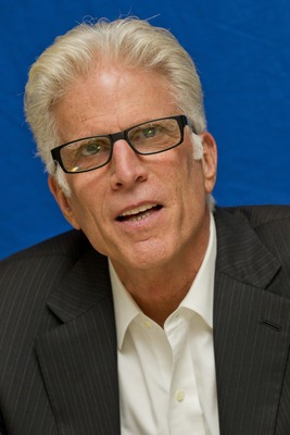 Ted Danson Poster G739202