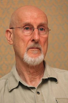 James Cromwell Poster G741474