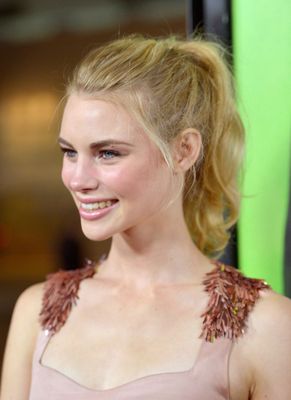 Lucy Fry puzzle G741670