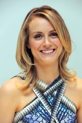 Taylor Schilling Poster G746527