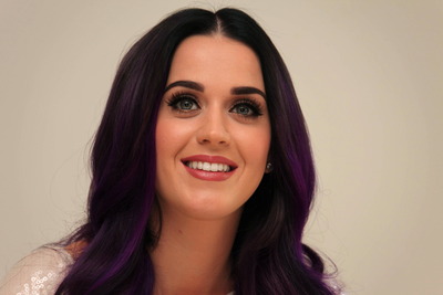 Katy Perry puzzle G746937